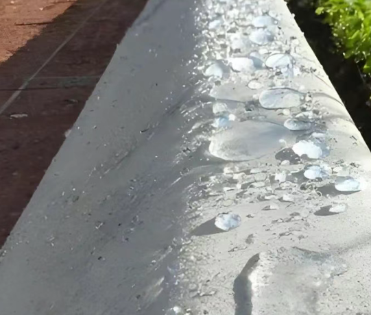 藤县硅烷浸渍涂料在混凝土保护中的应用